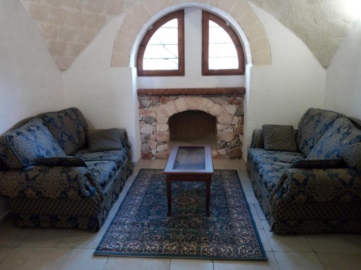 Вілла Trulli Monte Madre Сан-Віто-дей-Норманні Екстер'єр фото